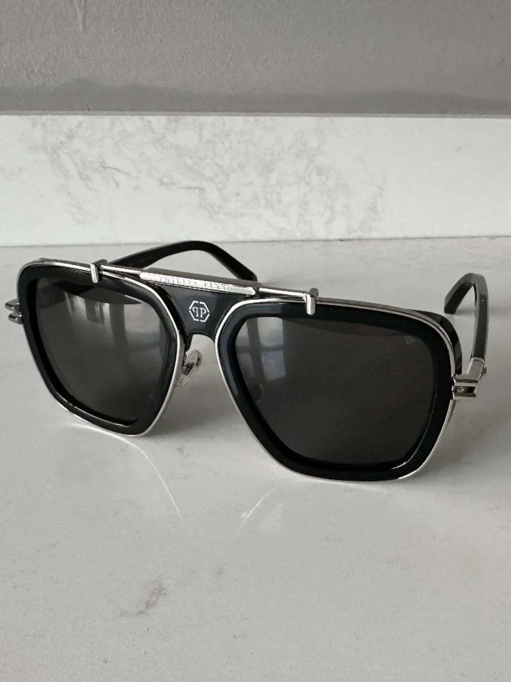 NIB | Philipp Plein | Icon Oversized Pilot Sunglasses - SPP109 Black/Silver